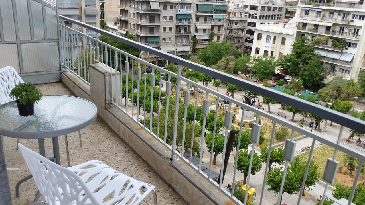 Victoria Grand Apartments Атина Екстериор снимка